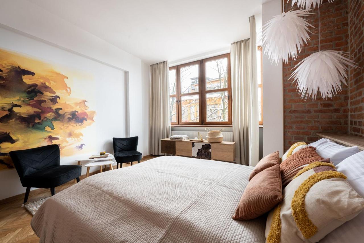 Apartamenty Krupowki Brama 27 Zakopane Exterior foto