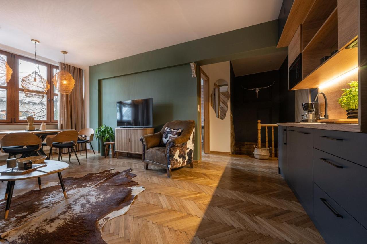 Apartamenty Krupowki Brama 27 Zakopane Exterior foto